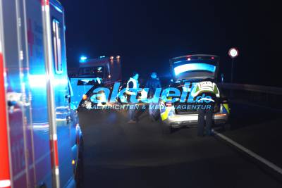 Maubach: Schwerer Verkehrsunfall 2 PKW stoßen Frontal zusammen
