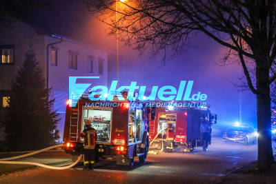 Erneut Großbrand in Donzdorf: Angrenzende Garage neben abgebrannter Scheune brennt vollkommen aus - Brandstiftung?