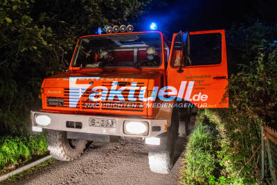 Gartenhaus brennt in S-Kaltental: Feuerwehr hat Schwierigkeiten auf der Anfahrt