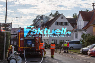 Dachstuhlbrand in leerstehendem Gebäude