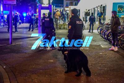 Messerstecherei bei Kurdenmarsch in Bruchsal: Schwere Ausschreitungen zwischen Kurden und Türken - Schwerverletzter, Zahlreiche Festnahmen und Großeinsatz der Polizei