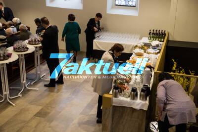 Staatssekretärin Friedlinde Gurr-Hirsch und Landesbischof D. Frank O. July zu Besuch bei der Wiedereinweihung der Jakobus-Stadtkirche Brackenheim