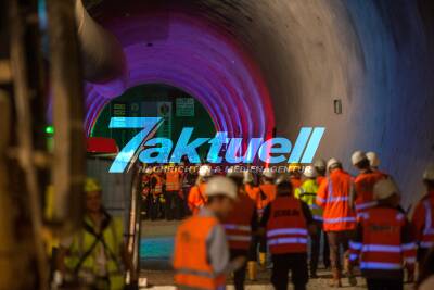 Feierlicher Tunneldurchschlag der Ersten Röhre für das Bauprojekt Stuttgart-Ulm von S21