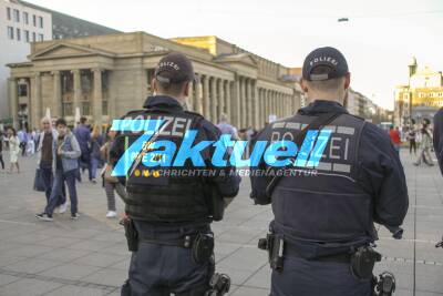 Polizeipräsenz in Stuttgart am Hauptahnhof und Königstraße / Schlossplatz