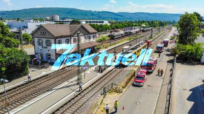 Grosse Bahnübung am Bahnhof Ettlingen: Strassenbahn kracht in Arbeitszug - Mehrere Verletzte